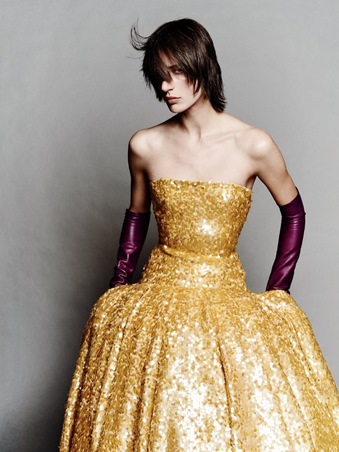 Balenciaga في زمن بيشيولي: راحة ذكية بملامح معاصرة