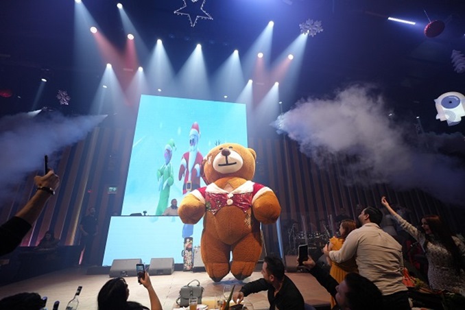 دبي تلمع بالثلج… وBAZAAR يوقظ روح الاحتفال