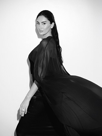 هذه الأزياء مصممة على مقاسكِ أنتِ