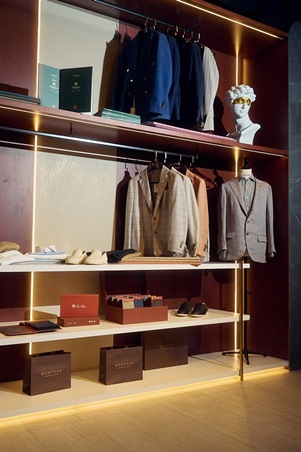 هذه الأزياء مصممة على مقاسكِ أنتِ