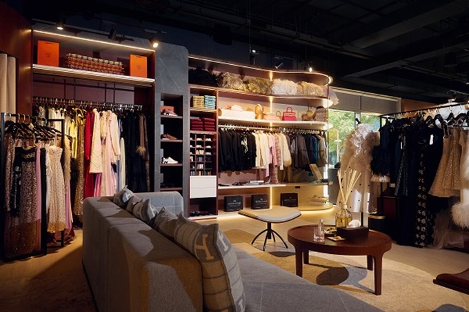 هذه الأزياء مصممة على مقاسكِ أنتِ