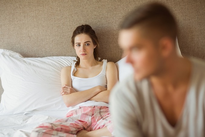 6 سلوكيات خاطئة تسبب نفور الزوج.. تجنبيها