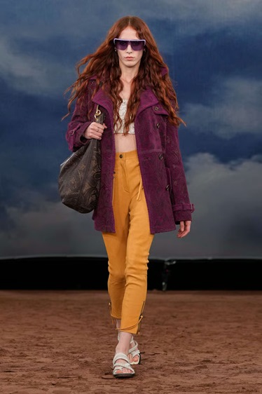 الموضة والموسيقى في مجموعة Burberry لصيف 2026