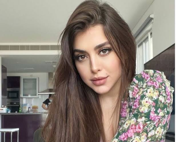 هيا مرعشلي تحذف صور زوجها .. فهل تم الانفصال؟
