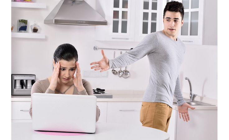 7 إشارات تدل على أنّكِ في علاقة غير صحّية