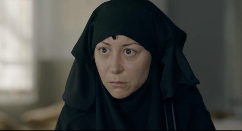 منة شلبي تنقذ صديقتها