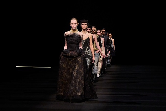 اطلعي على تفاصيل اليومين الثاني والثالث من أسبوع دبي للموضة