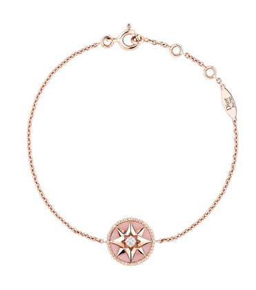 هذه هي قصة كريستيان ديور مع مجوهرات Rose Des Vents الجديدة