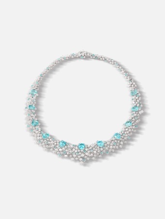 لمسة راقية تكمل إطلالاتك في سهرات الأعياد