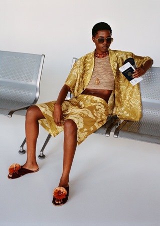 H&M  تأخذك في رحلة إلى عالم The White Lotus بتشكيلة منتجعية أنيقة
