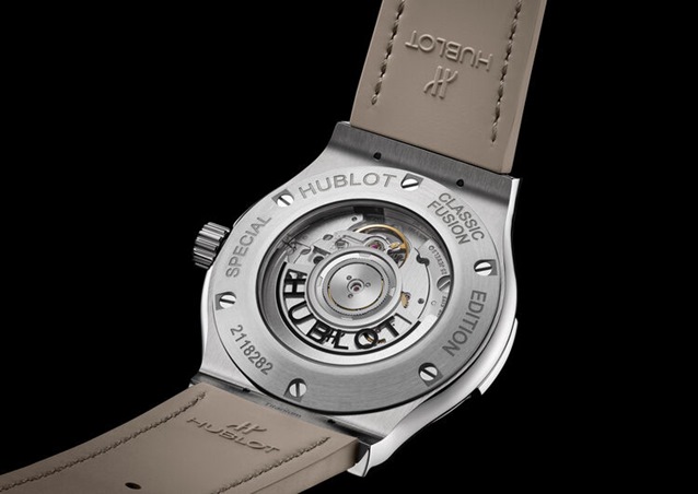 أناقة الرمادي والبنّي نقطة قوة في ساعات CLASSIC FUSION ESSENTIAL الجديدة من Hublot