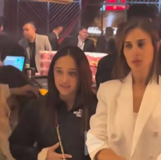 ابنة كريم محمود عبد العزيز: أنا بكره روبي ودينا الشربيني