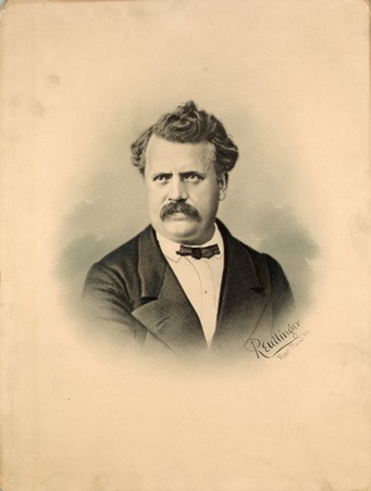 مونوغرام لويس فويتون: 130 عاماً من حضور لا يبهت