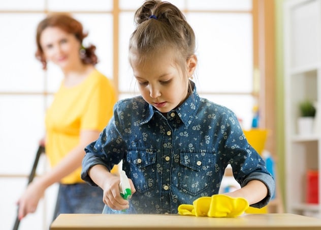 4 مهارات تربوية تساعدك في تربية طفلك
