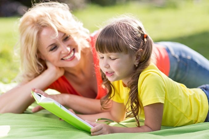 4 مهارات تربوية تساعدك في تربية طفلك