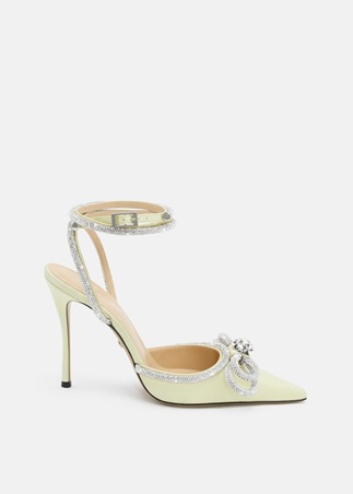 استعدي لتجديد إطلالتك في موسم الأعياد