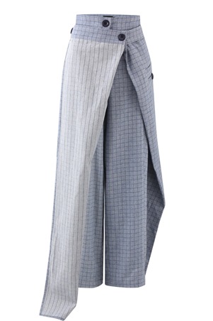 إطلالتك بروح عصرية وقوية من وحي فلورنسا