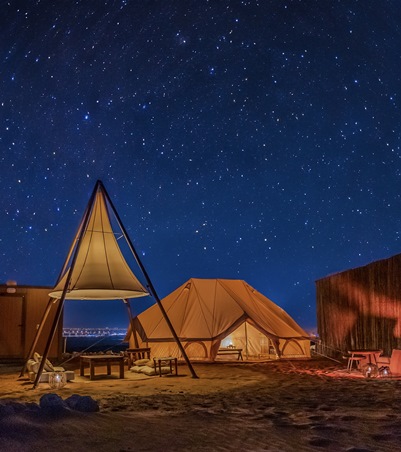 احتفلوا بأمسية رأس السنة تحت نجوم سماء الشارقة في صحراء مليحة