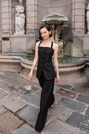 Max Mara تكرّم مود أباتاو بجائزة WIF Max Mara Face of the Future لعام 2025