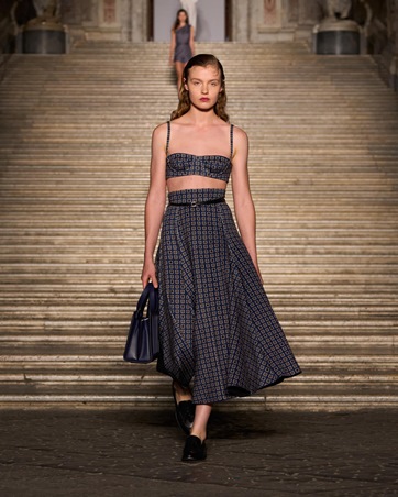 مجموعة Max Mara ريزورت 2026 .. رحلة أنيقة إلى إيطاليا