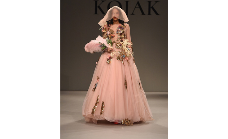 مجموعة مهند كوجاك تحملنا إلى عالمه الخاص في الفاشن فوروورد