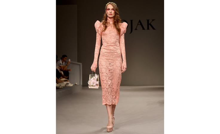 مجموعة مهند كوجاك تحملنا إلى عالمه الخاص في الفاشن فوروورد