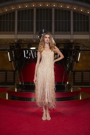 لحظات بعد الغروب: أناقة L’AGENCE لربيع 2026