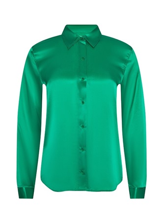 لحظات بعد الغروب: أناقة L’AGENCE لربيع 2026