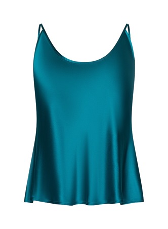 لحظات بعد الغروب: أناقة L’AGENCE لربيع 2026