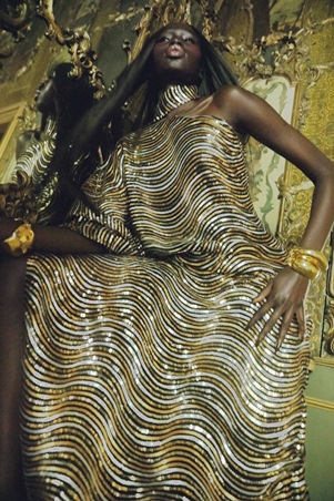 نوكتورن.. توقيع جديد من تالر مارمو يجمع بين جرأة الثمانينيات وسحر العشرينيات