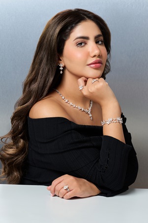 رحلة زفاف نور ستارز تتزين ببريق ألماس 