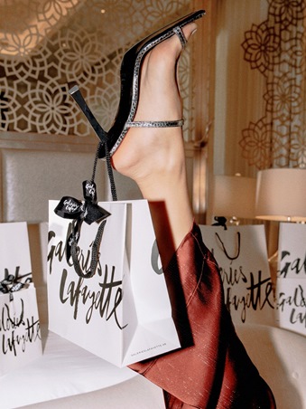 تسوّقِي وأقيمي… تجربة فخمة لا تشبه غيرها في قلب دبي