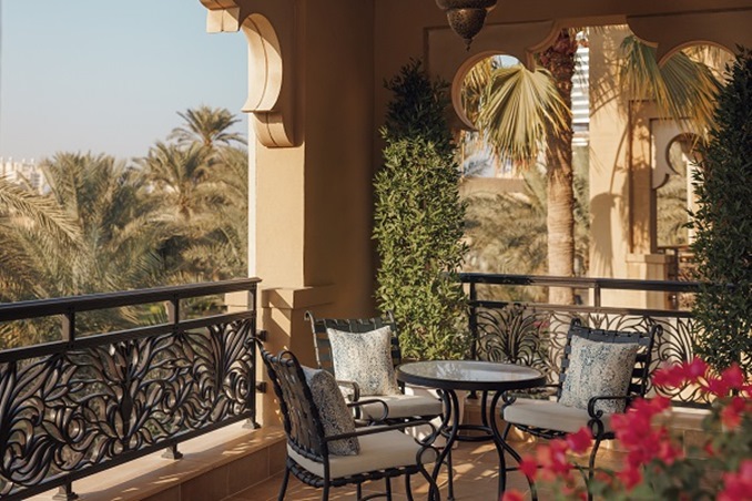 تسوّقِي وأقيمي… تجربة فخمة لا تشبه غيرها في قلب دبي