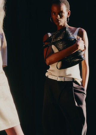 اخترنا لك تصاميم تليق بإطلالاتك المسائية