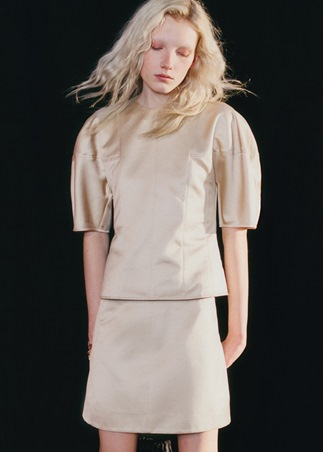 اخترنا لك تصاميم تليق بإطلالاتك المسائية