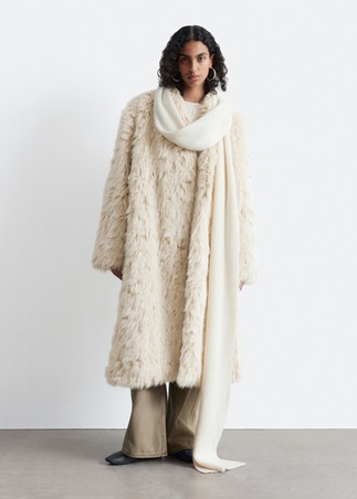 اخترنا لك تصاميم تليق بإطلالاتك المسائية