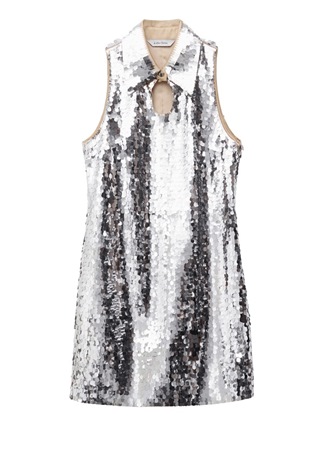 اخترنا لك تصاميم تليق بإطلالاتك المسائية