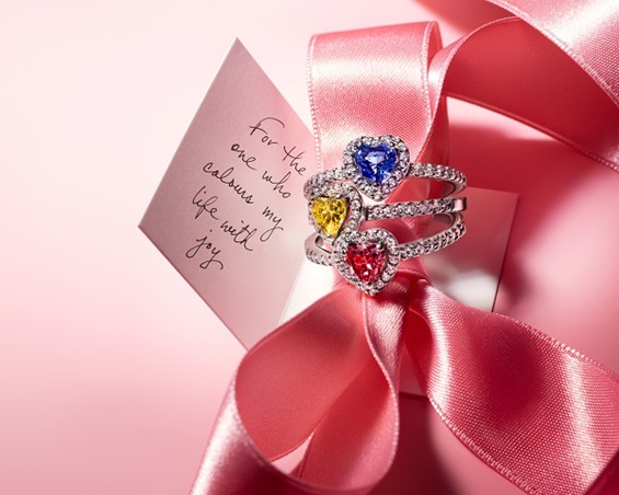 دليلك المثالي لهدايا الأعياد هذا الموسم