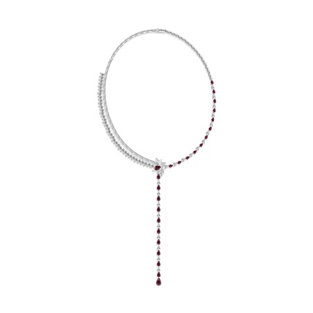 الياقوت الأحمر يتوهج في قلب مجموعة Parure Atelier الجديدة
