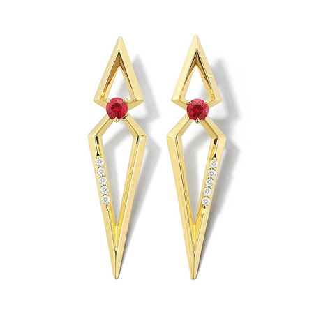 حجر الياقوت الأحمر فيه كلّ الحبّ والحظّ لمواليد شهر يوليو