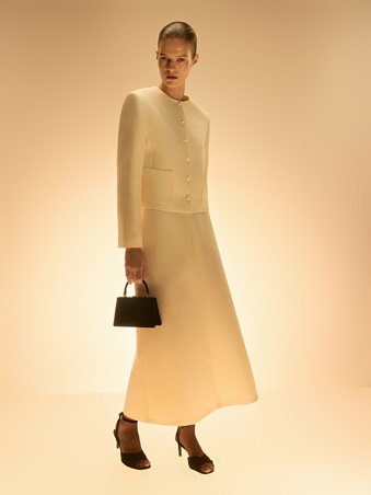 أناقة تنبض بالسحر... مجموعة 12STOREEZ الجديدة