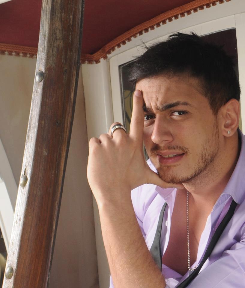 شاهدي بالصور ..  والفيديو كيف كان اول ظهور لسعد المجرد في سوبر ستار