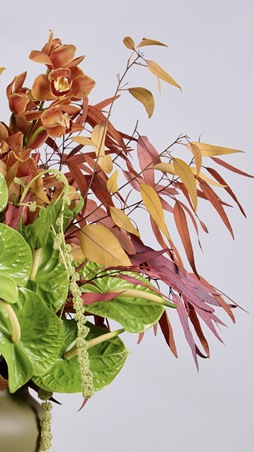 The Flower Society تستقبل الخريف بباقة من الدفء والألوان المستوحاة من صيحات الموسم