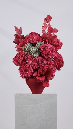 The Flower Society تستقبل الخريف بباقة من الدفء والألوان المستوحاة من صيحات الموسم