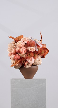 The Flower Society تستقبل الخريف بباقة من الدفء والألوان المستوحاة من صيحات الموسم