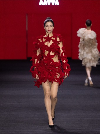 مجموعة AAVVA الجديدة تستلهم روح مايكل أنجلو في عرضٍ يزاوج بين الفن والأناقة