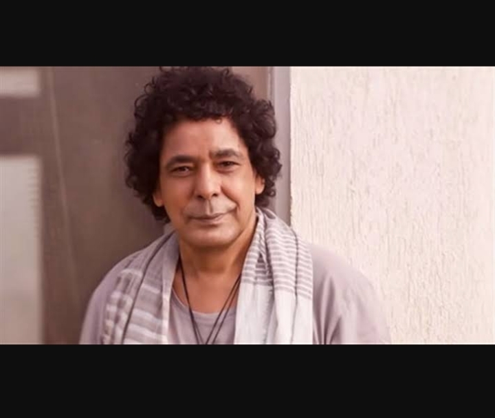 محمد منير يدخل المستشفى إثر تعرضه لوعكة صحية