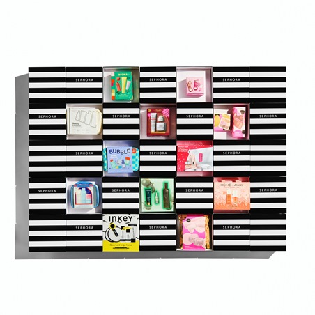 تشكيلة الأعياد 2025: أكبر مجموعة هدايا لدى سيفورا حتى الآن