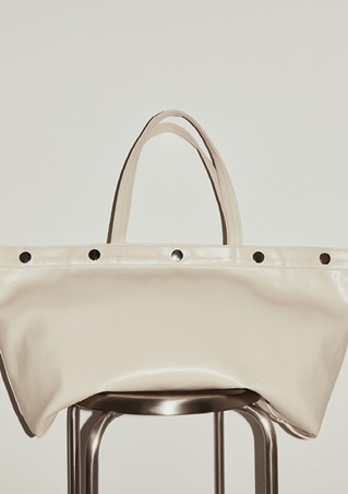 تعرفي على هذه القطع التي لا غنى عنها في خزانتك