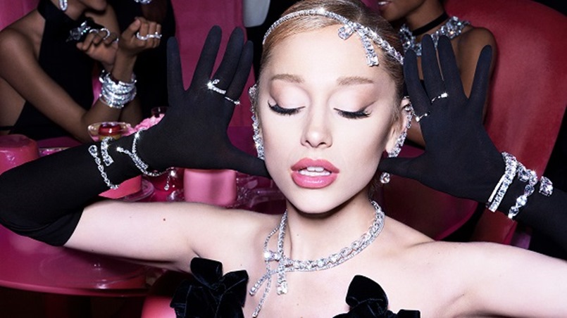 أحدث مجموعات سواروفسكي… بداية مثالية لموسم الأعياد